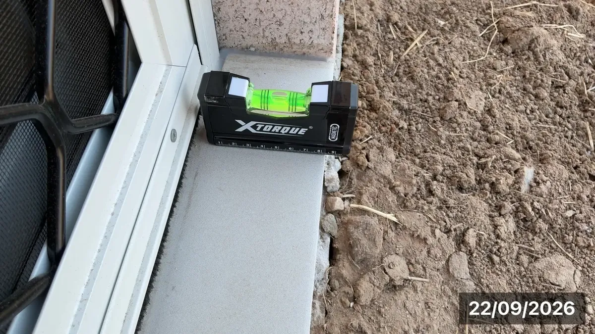 External door sill not falling away from the house